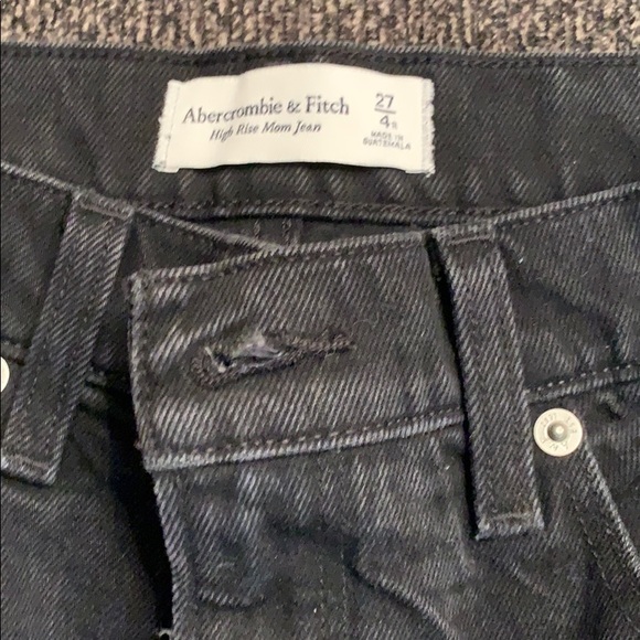 Jeans - Picture 3 of 3